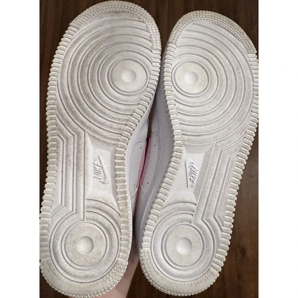 Nike Air Force 1 Low GS White Pink Foam CT3839-103 Kids Size 7Y / Women 8.5